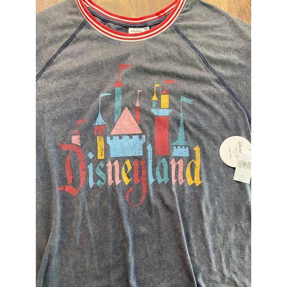 NWT DisneyLand “Disney Parks Forever Collection” Short Sleeves Shirt Size L - Picture 2 of 6